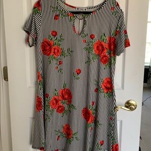 EUC XL floral/striped dress